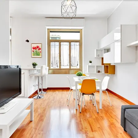 Juvara Flat Centro&universita Apartment Milan