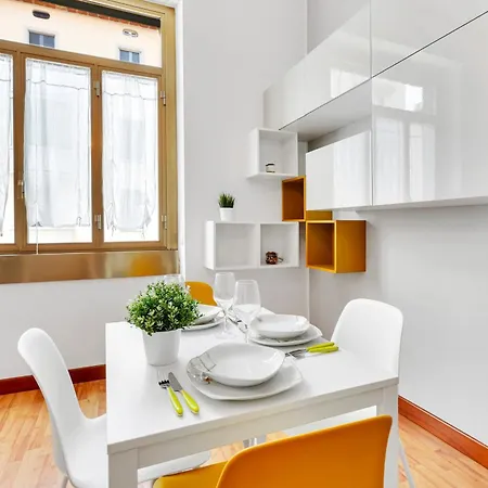 Juvara Flat Centro&universita Apartment *